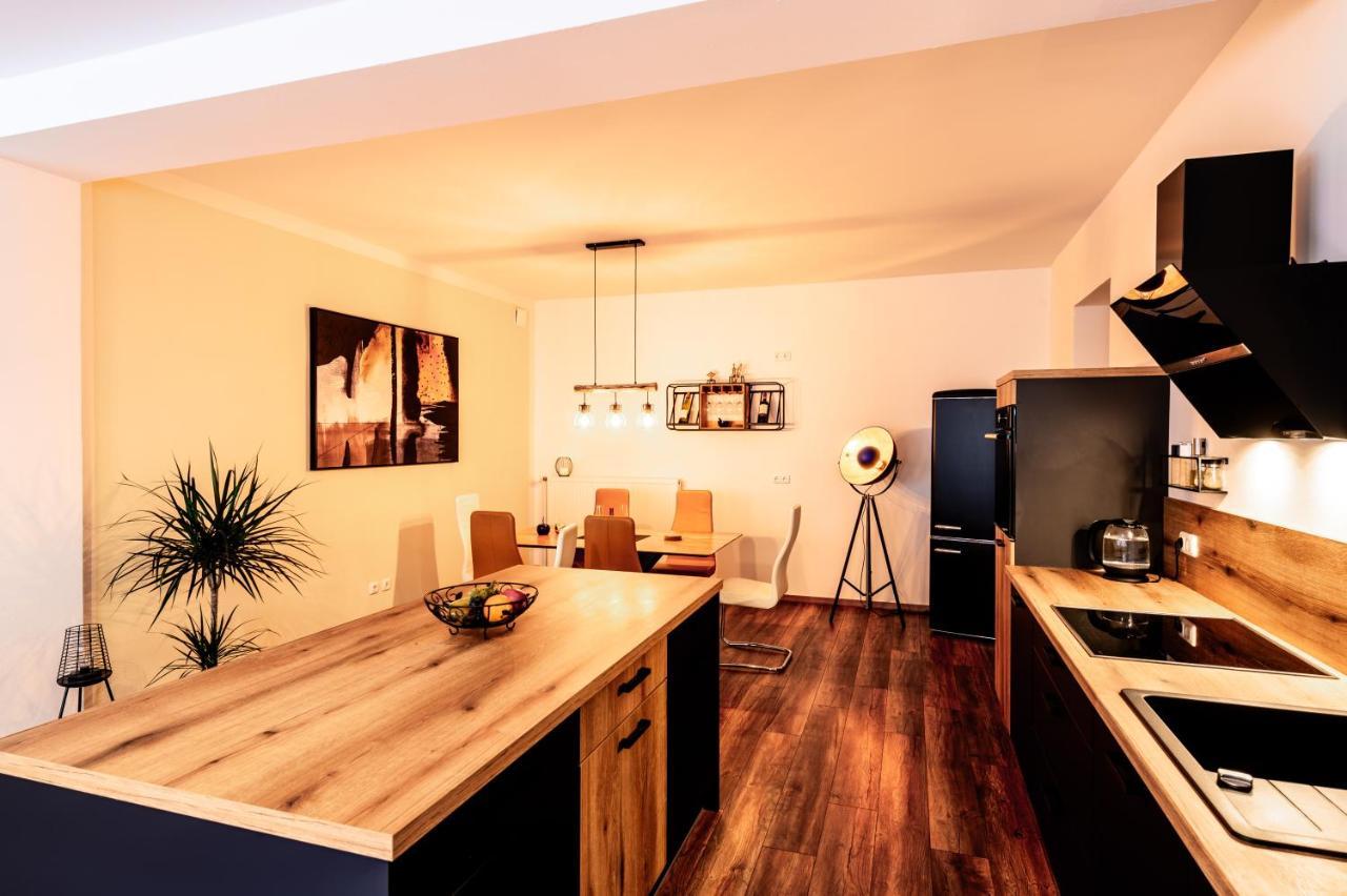 Apartment Grosszuegiges Im Loft-stil *